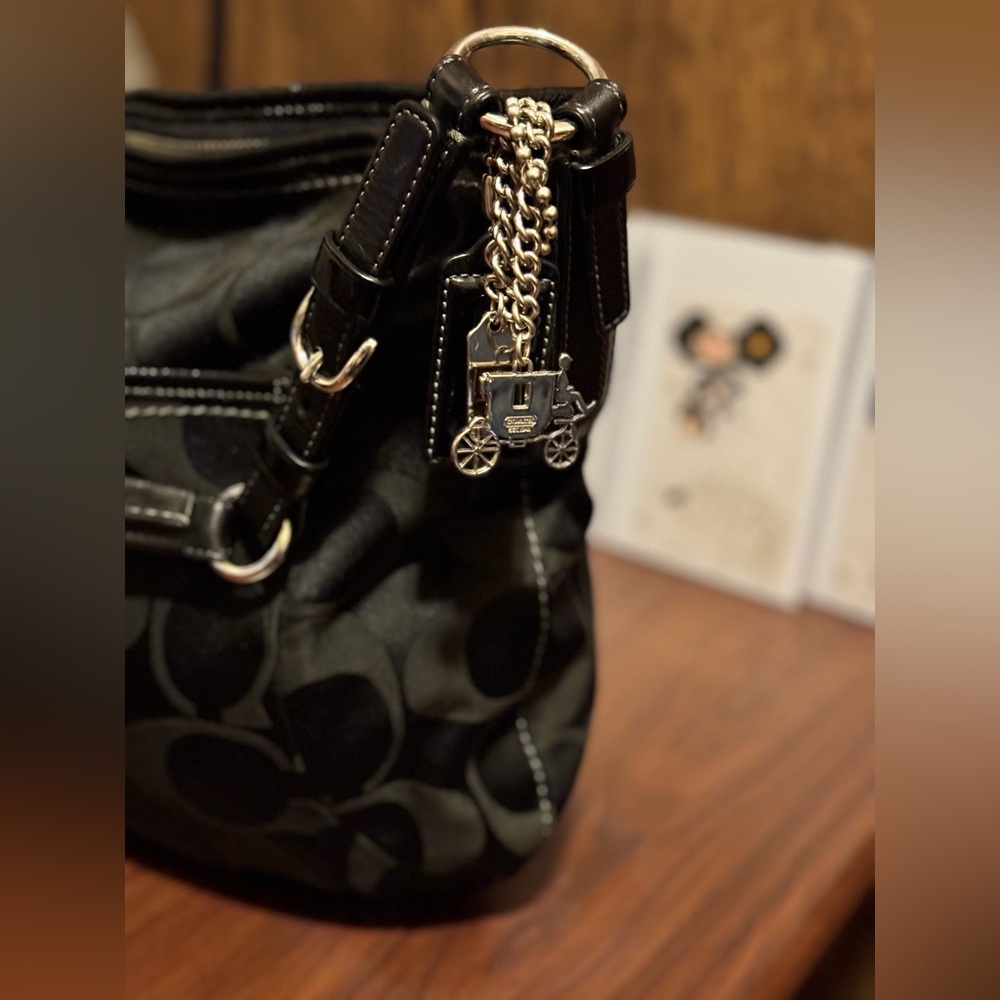 Coach Zoe Large Hobo (Signature Black) EUC - Picture 9 of 14